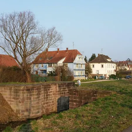 Maison Des Ecluses F3 90m2 Jacuzzi Climatisation Prázdninový dům *