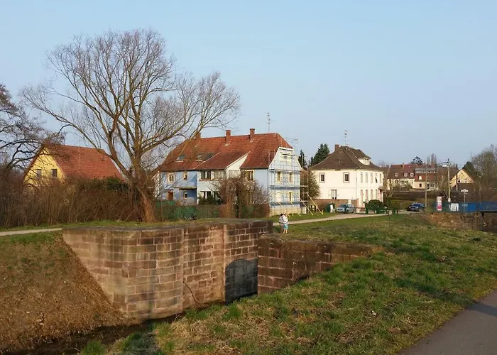 Maison Des Ecluses F3 90m2 Jacuzzi Climatisation Holiday home *